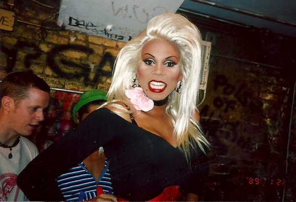 EVERY NIGHT IN DRAG | Linda Simpson